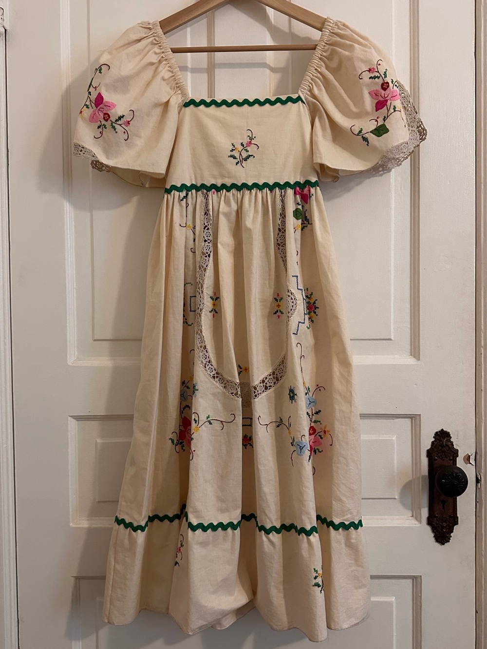 Vintage Embroidered Lace Floral Cotton Dress Size Small